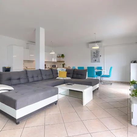 Apartment Ivana By Interhome Medulin
