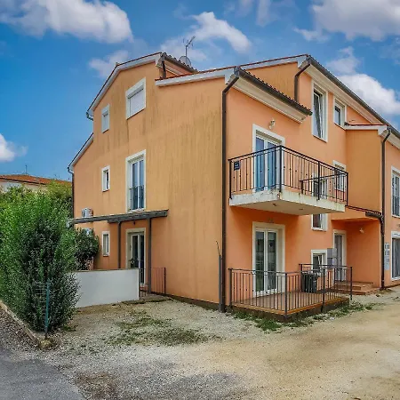 Ivana By Interhome *