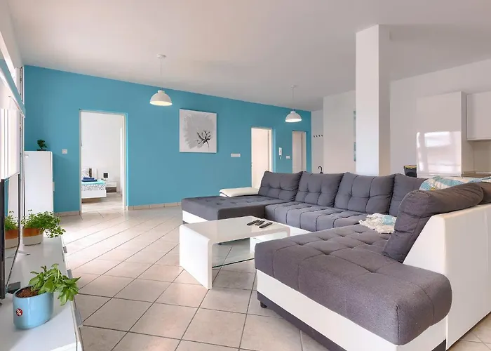 Ivana By Interhome Medulin