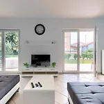 Ivana By Interhome Medulin