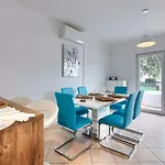 Ivana By Interhome * Μεντουλίν